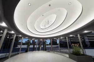 Mimari Render, Oval Tavan Tasarımı, Kafe iç mimari tasarımı, çelik yapı projesi, çelik yapı render, çelik yapı iç mimarisi, asma tavan tasarımı, kolon kaplama, mimari panorama render